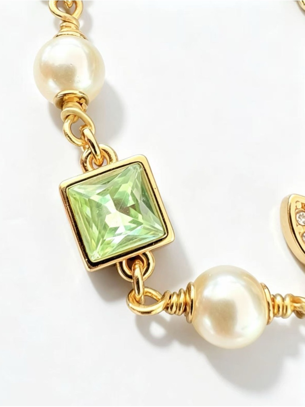 Vintage Style Gold Charm Bracelet Pearl Colorful Stones Elegant Fashion Jewelry - Picture 4 of 6